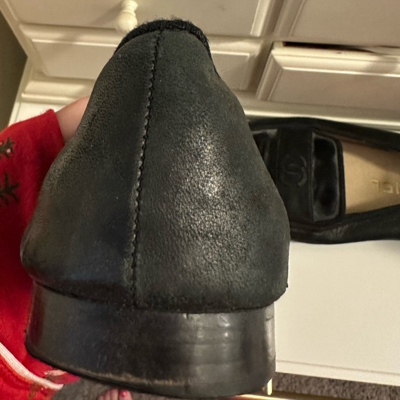 CHANEL LAMBSKIN & PATENT LEATHER BLACK LOAFERS - Picture 8 of 10